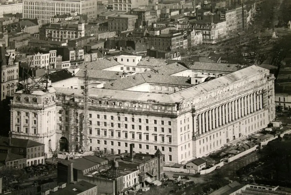 Facade view of the Internal Revenue Service headquarters building in Washington, D.C.